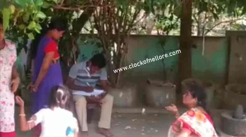 మెరుగు పేరుతో బంగారంతో ఉడాయింపు… నాయుడుపేటలో సంఘటన