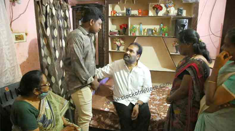 కొనసాగుతున్న జగనన్న మాట – కార్యకర్తల ఇళ్లకి కోటంరెడ్డి బాట