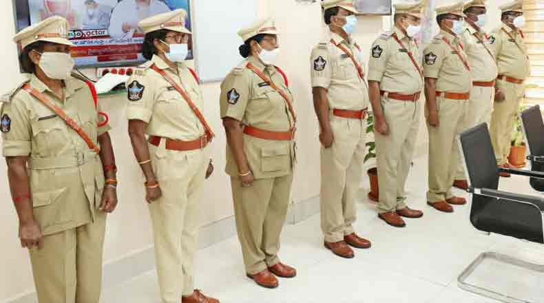 8 మందికి కోరుకున్న చోట పోస్టింగులు… కేటాయించిన ఎస్పీ విజయరావు