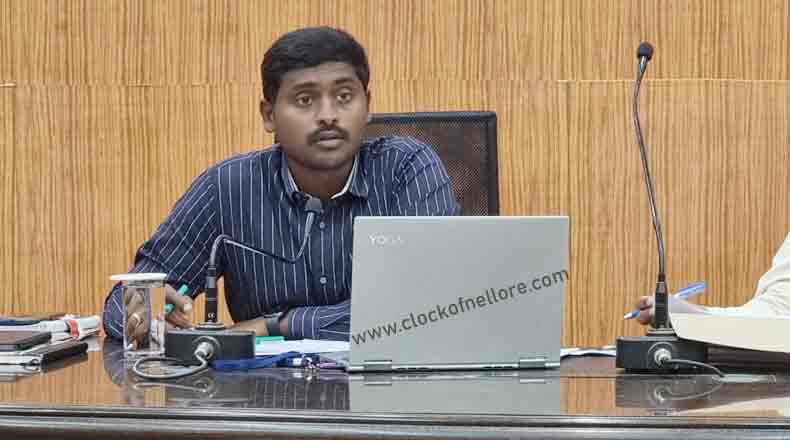 పన్నుల వసూళ్లు వేగవంతం చేయండి – రెవెన్యూ సిబ్బందిపై కమిషనర్ ఆగ్రహం