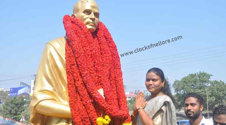 తెలుగుజాతి ఆత్మగౌరవానికి ప్రతీక పొట్టి శ్రీరాములు త్యాగం : మేయర్