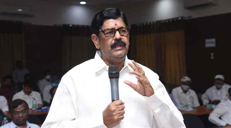 ముఖ్యమంత్రికే తప్పుడు సమాచారం ఇస్తారా ? – అధికారులపై ఆనం అసహనం