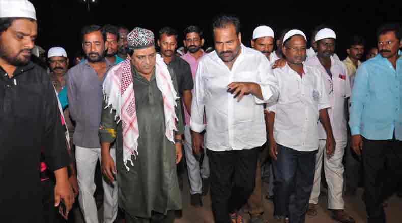 నెల్లూరులో ఈద్గా, షాదీ మంజిల్ ప్రారంభం… హాజరైన సినీ నటుడు అలీ