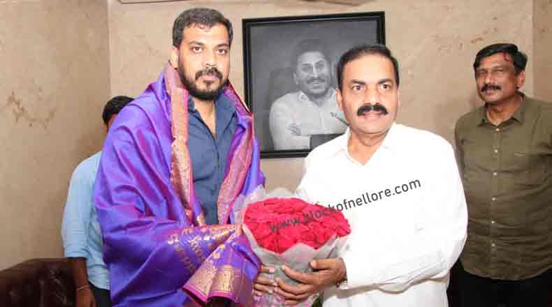 నెల్లూరుజిల్లా వైసీపిలో సమసిన వివాదం : మాజీ మంత్రితో తాజా మంత్రి భేటీ