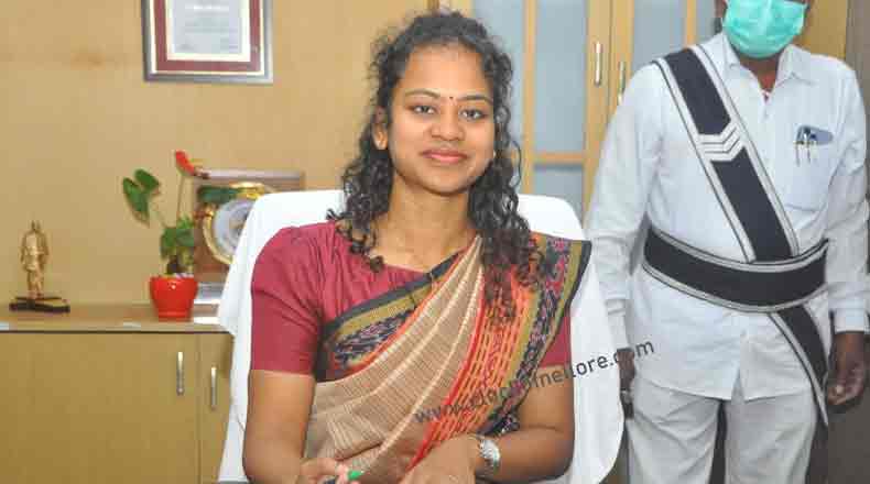 పన్నులు చెల్లిస్తే 5 శాతం రాయితీ – కమిషనర్ జాహ్నవి ప్రకటన