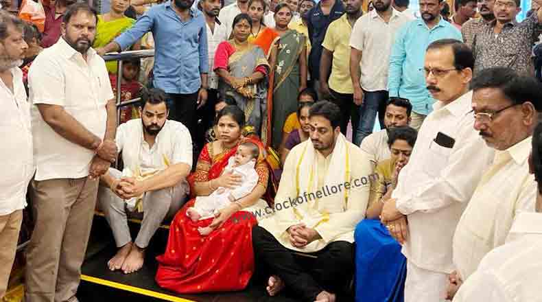 చెంగాలమ్మ సేవలో మాజీ మంత్రి అఖిల ప్రియ… కుమారుడికి నామకరణం