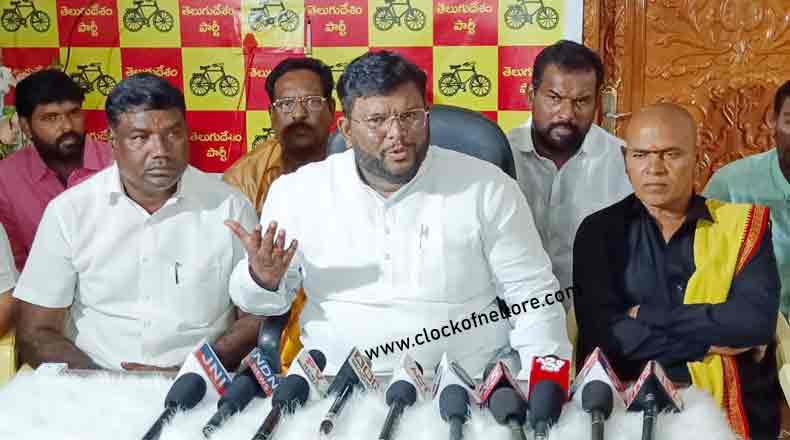 నారాయణను టచ్ చేస్తే సజీవ దహనం చేస్తాం : హెచ్చరించిన అజీజ్