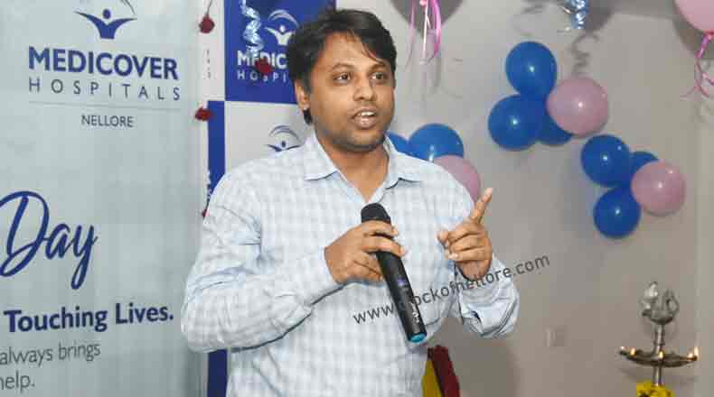 మెడికవర్ లో అంతర్జాతీయ నర్సుల దినోత్సవం : సేవలను కొనియాడిన డాక్టర్ గణేష్