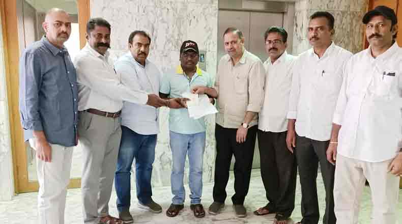 కువైట్ నుండి స్వస్థలంకు చేరిన రాంబాబు : APNRTS కు కృతజ్ఞతలు