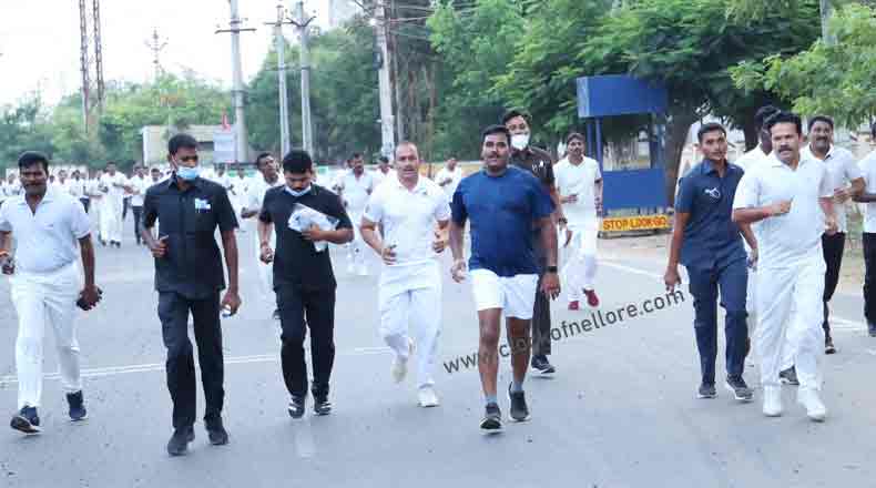 నెల్లూరులో “10K” రన్ ఫర్ హెల్త్… ప్రారంభించిన ఎస్పీ విజయరావు