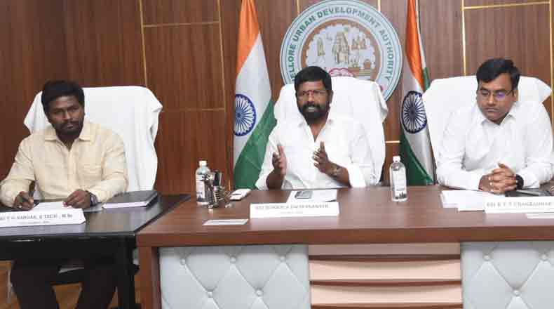 అనుమతి లేని లే అవుట్లలో స్థలాలు కొనవద్దు : నుడా ఛైర్మైన్ ద్వారకా నాథ్