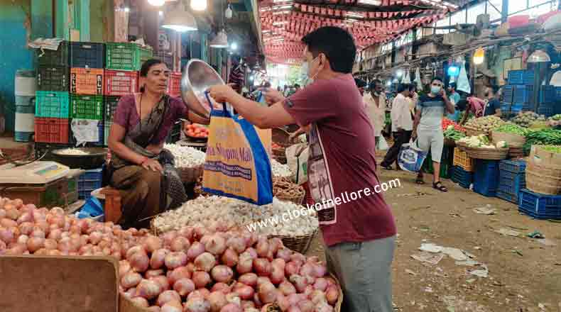 ఈయన ఎవరో తెలిస్తే షాక్ అవుతారు : తర్వాత ఏం జరిగిందంటే ?