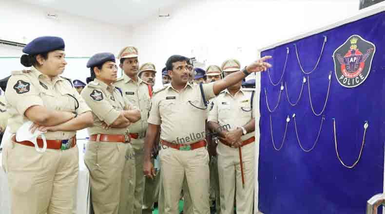 చైన్ స్నాచింగ్ కేసులు… 9 మందిని అరెస్ట్ చేసిన నెల్లూరు పోలీసులు