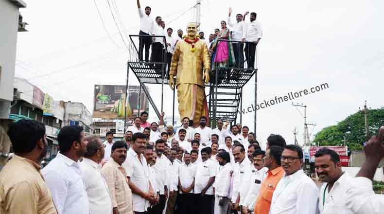 నెల్లూరులో ఘనంగా వైఎస్ జయంతి – నివాళి అర్పించిన నేతలు