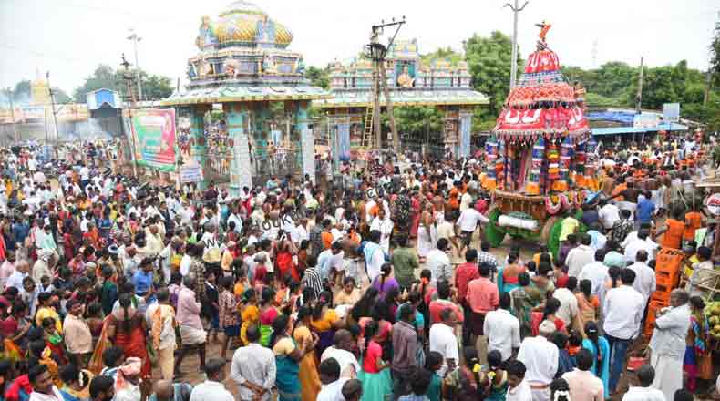 ఘనంగా వెంకయ్య స్వామి రథోత్సవం – పట్టు వస్త్రాలు సమర్పించిన మంత్రి కాకాణి