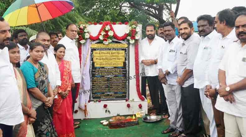 పూర్తయిన గణేష్ నిమజ్జన ఘాట్ పనులు : ప్రారంభించిన వేమిరెడ్డి, కోటంరెడ్డి