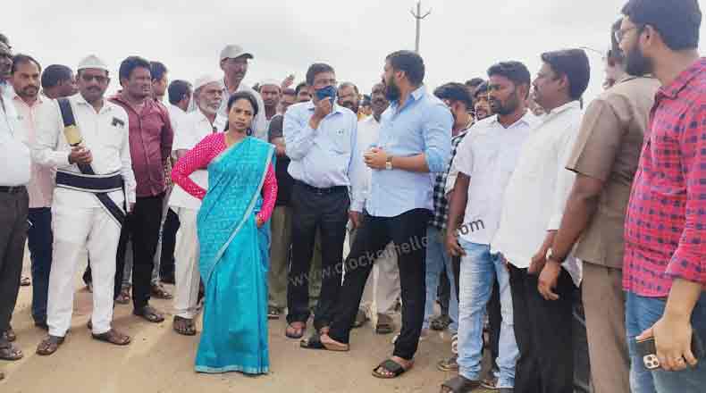 నెల్లూరులో ముంపు ప్రాంతాలను పరిశీలించిన మాజీ మంత్రి అనీల్