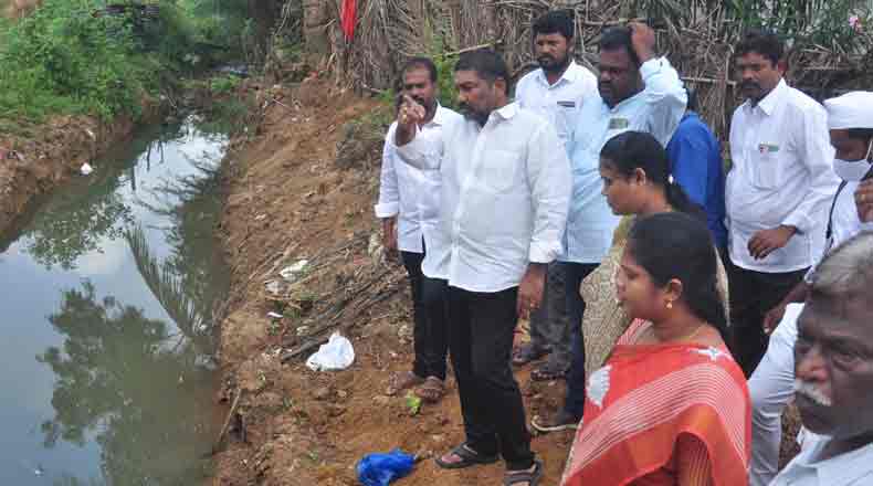 సమస్యలపై స్పందించిన వైసీపి రాష్ట్ర కార్యదర్శి కోటంరెడ్డి గిరిధర్ రెడ్డి