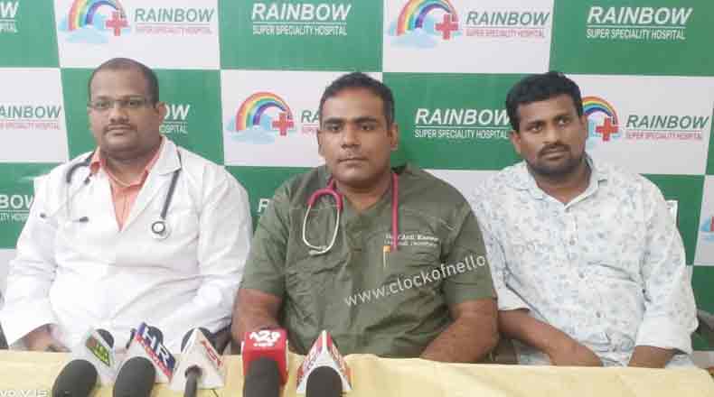 బోన్ క్యాన్సర్ కు రెయిన్ బో హాస్పిటల్ లో అరుదైన ఆపరేషన్ విజయవంతం