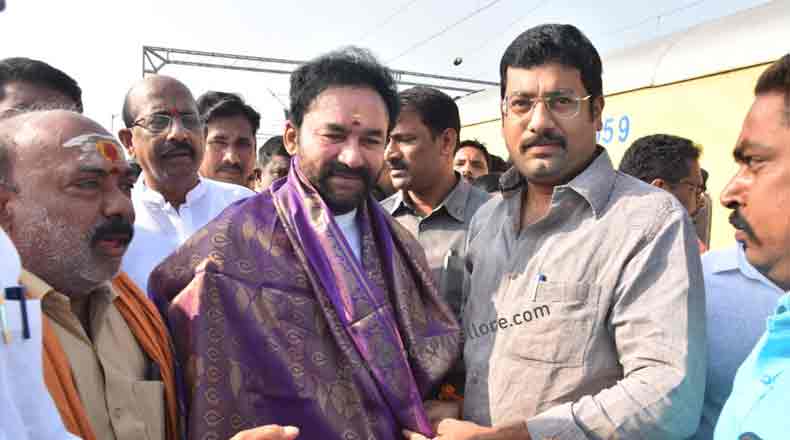 నెల్లూరులో కేంద్ర మంత్రి కిషన్ రెడ్డి : స్వాగతం పలికిన నేతలు, అధికారులు