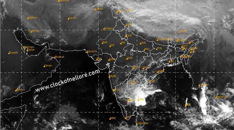 నెల్లూరుకు 420 కిలోమీటర్ల దూరంలో వాయుగుండం : మంగళవారం బలహీన పడే అవకాశం