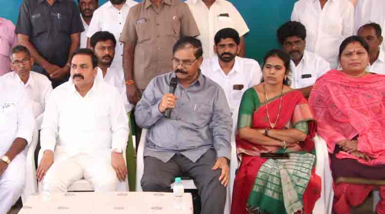 రూరల్ అభ్యర్ధిని నేనే… దమ్ముంటే కాస్కో… కోటంరెడ్డికి ఆదాల సవాల్