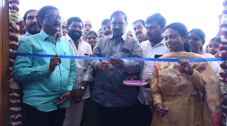 నెల్లూరు రూరల్ లో వివిధ అభివృద్ధి కార్యక్రమాలు : ప్రారంభించిన ఎంపి ఆదాల
