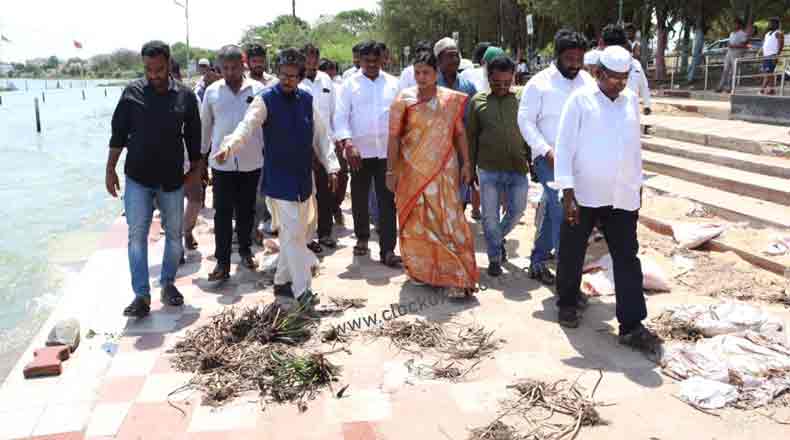 స్వర్ణాల చెరువు ఘాట్ ను పరిశుభ్రంగా ఉంచండి : అధికారులకు మేయర్ స్రవంతి ఆదేశం