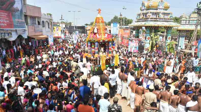ఘనంగా వెంకయ్యస్వామి రథోత్సవం : పట్టు వస్త్రాలు సమర్పించిన మంత్రి కాకాణి