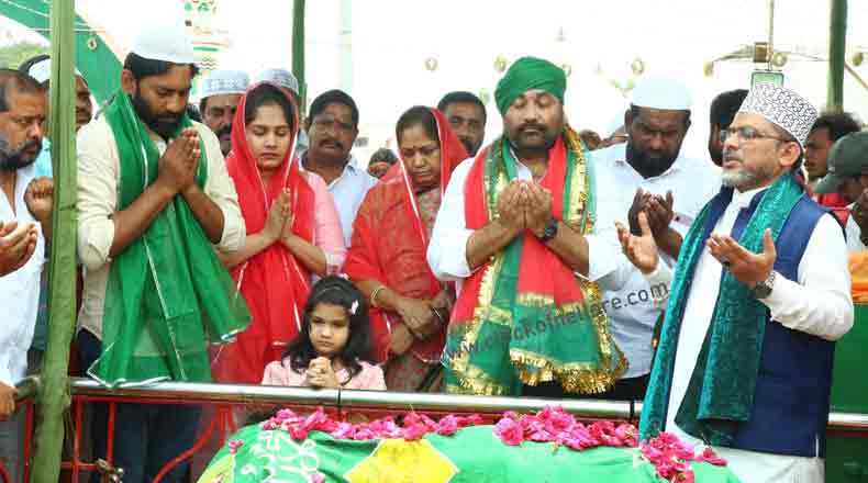 రొట్టెల పండుగలో పాల్గొన్న ఎమ్మెల్యే కోటంరెడ్డి : దర్గా అభివృద్ధికి కృషి చేస్తానని వెల్లడి