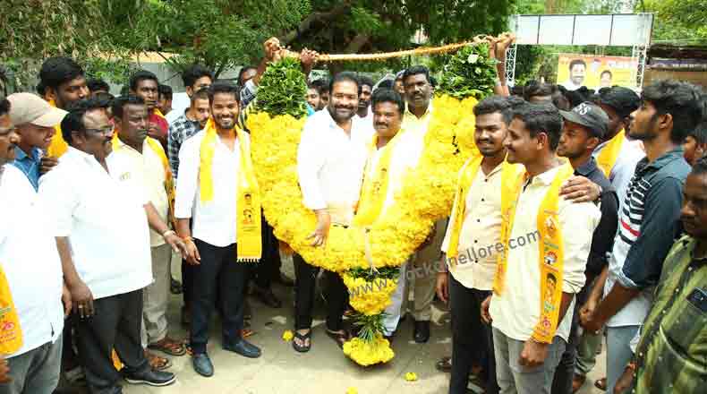 నెల్లూరు రూరల్ టిడిపిలోకి వలసలు : ఆహ్వానిస్తున్న ఎమ్మెల్యే కోటంరెడ్డి
