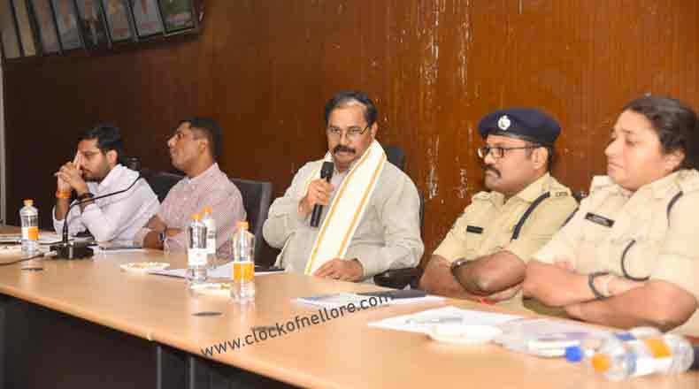 నెల్లూరులో గణేష్ ఉత్సవ ఏర్పాట్లు : సమీక్ష నిర్వహించిన కలెక్టర్, ఎంపి ఆదాల