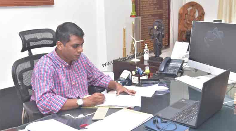 ఓట్ల తొలగింపుపై ఎన్నికల అధికారి సమీక్ష : పాల్గొన్న నెల్లూరు కలెక్టర్