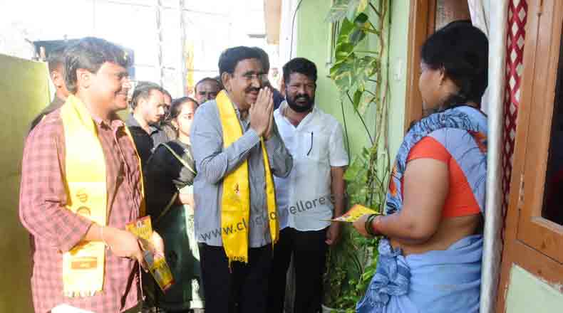 టిడిపి ప్రభుత్వం రాగానే పేదలకు 43వేల ఇళ్లు : ప్రచారంలో నారాయణ వెల్లడి