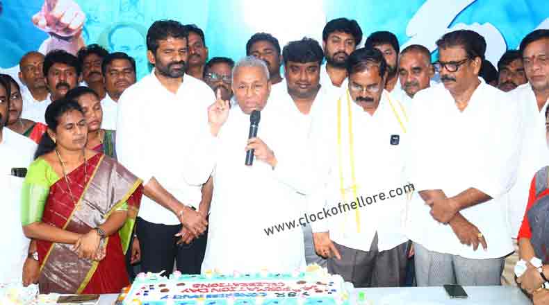 మోడీ సమాధానం చెప్పు… ప్రత్యేక హోదా ఎందుకివ్వలేదు : మేకపాటి డిమాండ్