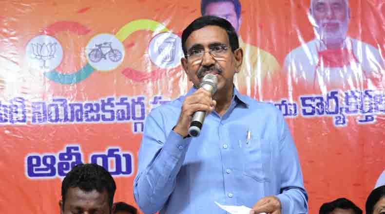 రాష్ట్ర ప్రయోజనాల కోసమే ఉమ్మడి పోటీ : హమాలీల ఆత్మీయ సమావేశంలో నారాయణ