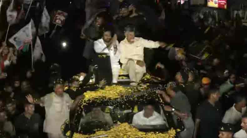 నెల్లూరులో చంద్రబాబు, పవన్ కళ్యాణ్ రోడ్ షో అదుర్స్…