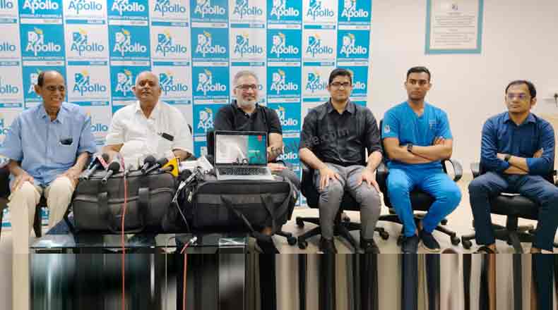 అపోలో హాస్పిటల్ లో విజయవంతంగా షోల్డర్ రీ ప్లేస్ మెంట్ సర్జరీలు