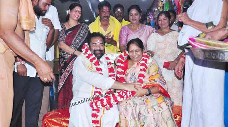 ఎమ్మెల్యే కోటంరెడ్డి వివాహ దినోత్సవం : అమ్మవారిని దర్శించుకున్న దంపతులు