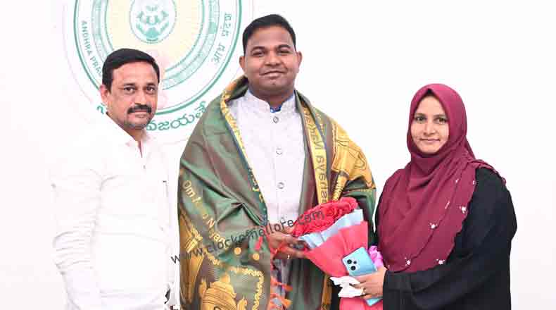 కమిషనర్ ను కలిసిన డిప్యూటీ మేయర్ తహసీన్