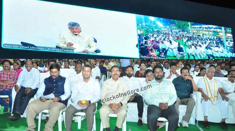 నెల్లూరులో స్మార్ట్ స్ట్రీట్ వెండింగ్ మార్కెట్ : ప్రారంభించిన సిఎం చంద్రబాబు